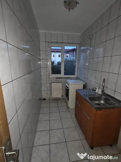 Apartament cu 2 camere semidecomandat în Nord