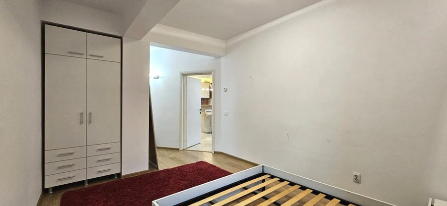 Apartament cu 2 camere semidecomandat, mobilat în Ștefan cel Mare