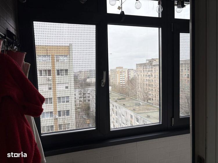 Apartament cu 4 camere semidecomandat în Drumul Taberei