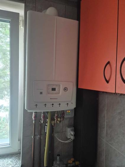 Apartament cu 2 camere decomandat în Ultracentral