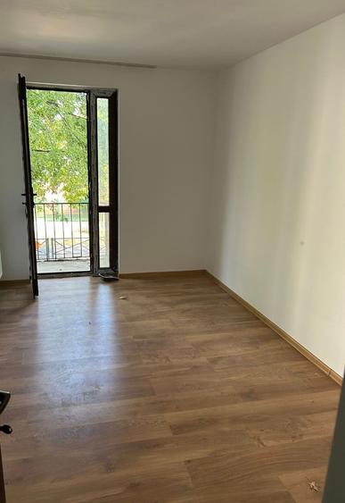 Apartament cu 2 camere decomandat în Primăverii