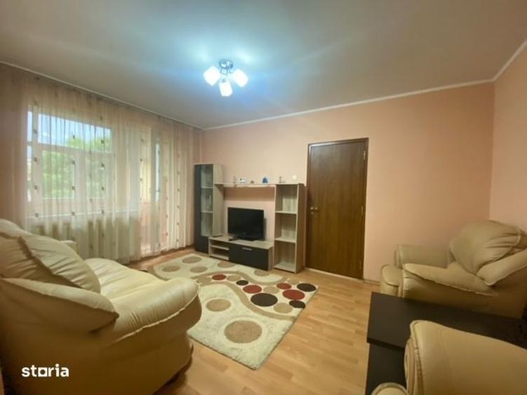 Apartament cu 2 camere semidecomandat, mobilat în Craiovei
