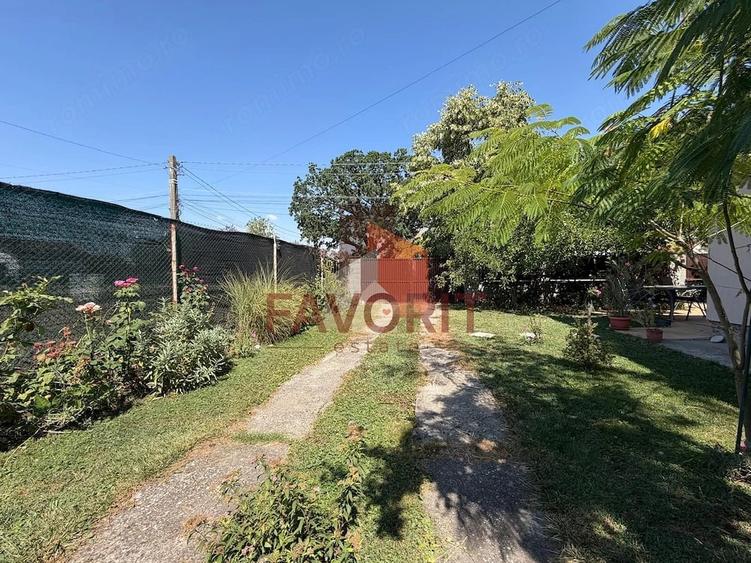 Casă cu 4 camere cu Teren 400 Mp în Sânmihaiu Român