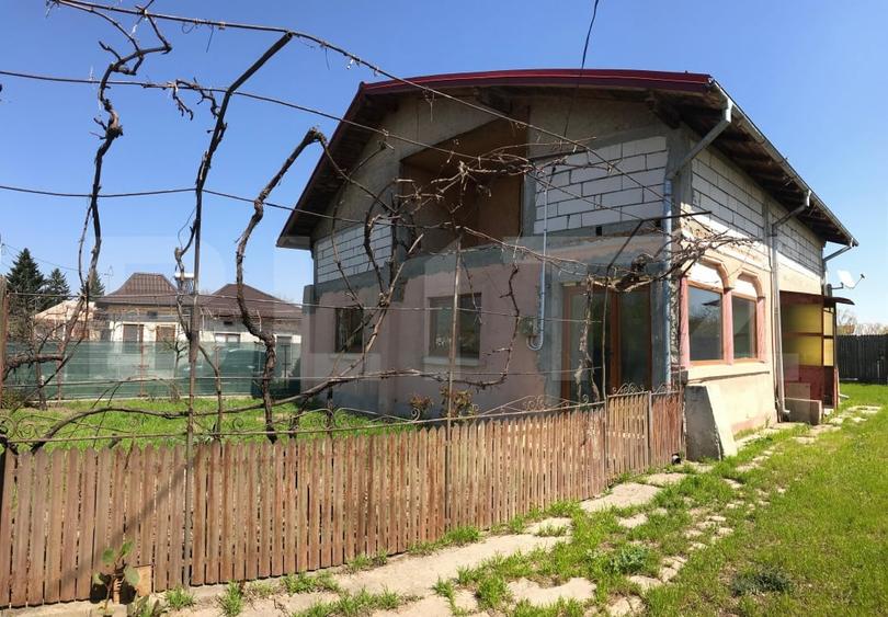 Casă individuală cu 3 camere cu Canalizare în Găești