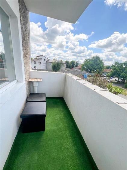 Apartament cu 3 camere decomandat în Nufărul