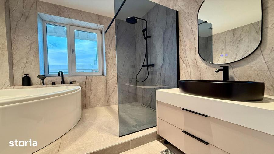 Apartament cu 4 camere în Central