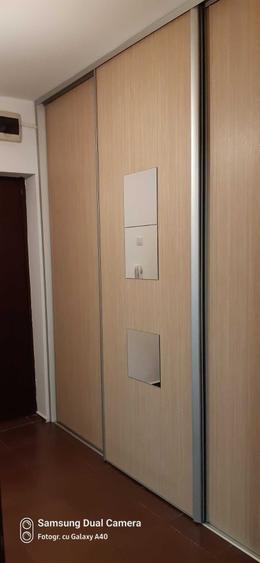 Particular, inchiriere ap. 2 camere, vizavi metrou Titan - 2