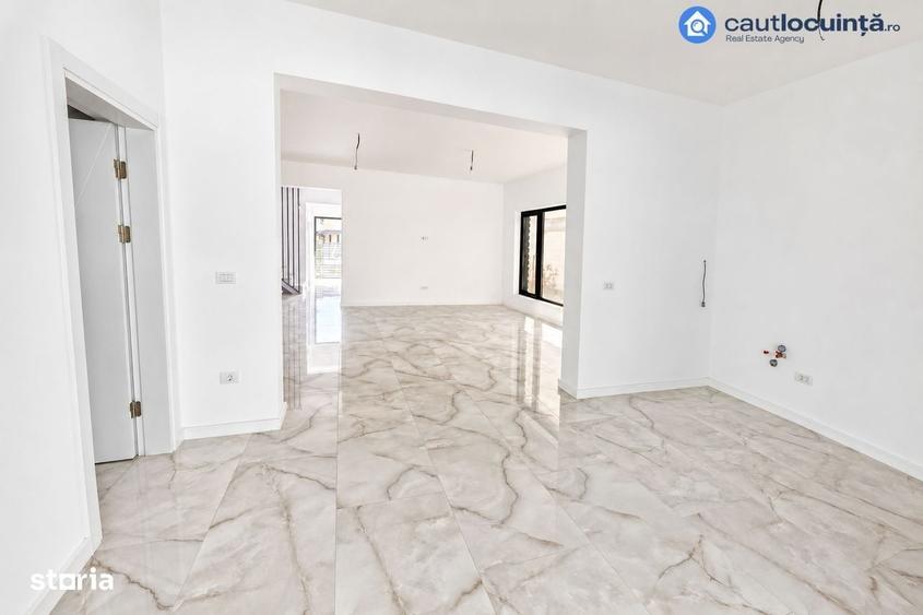 Casă cu 4 camere cu Teren 500 Mp în Central