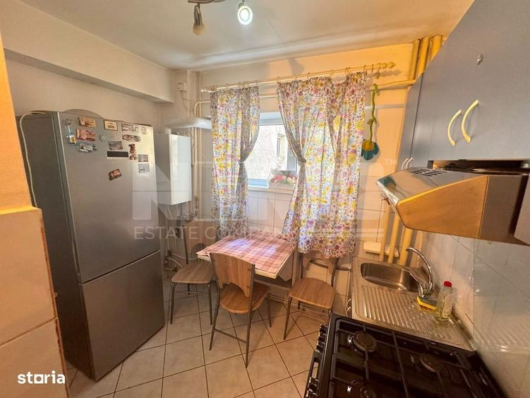 Apartament cu 3 camere în George Enescu