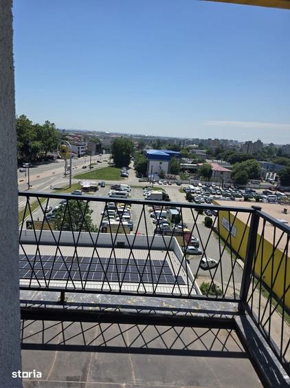 Apartament cu 2 camere decomandat în Far