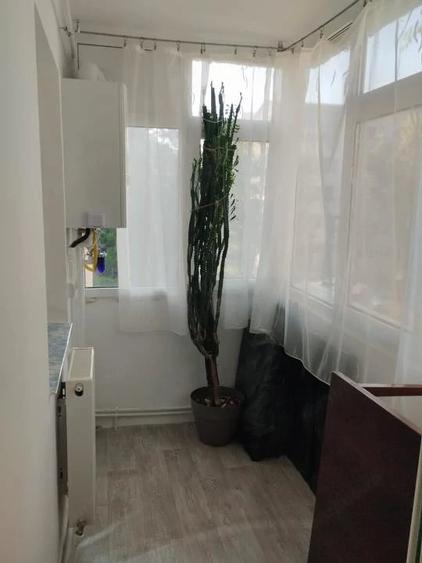 Apartament cu 2 camere decomandat în Filiași