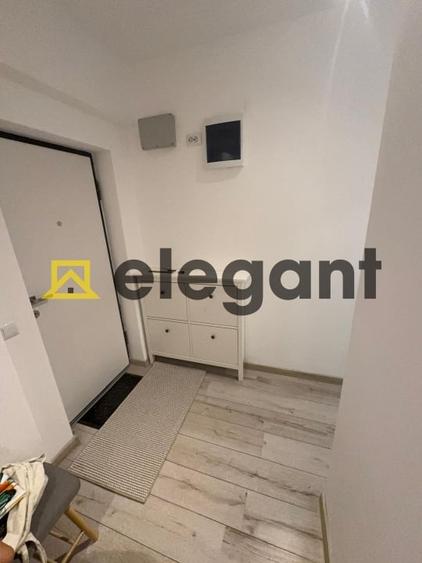 Apartament cu 2 camere decomandat, mobilat în Calea București