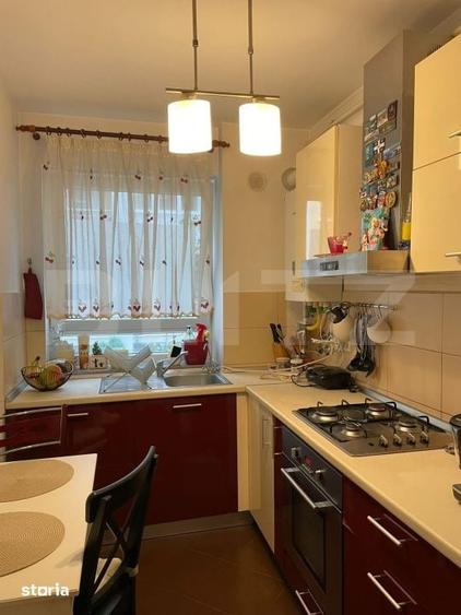 Apartament 3 camere de vanzare zona excelenta, cu loc de parcare - 1