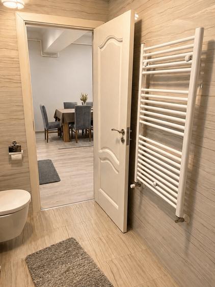 Apartament cu 2 camere semidecomandat, mobilat în Gara