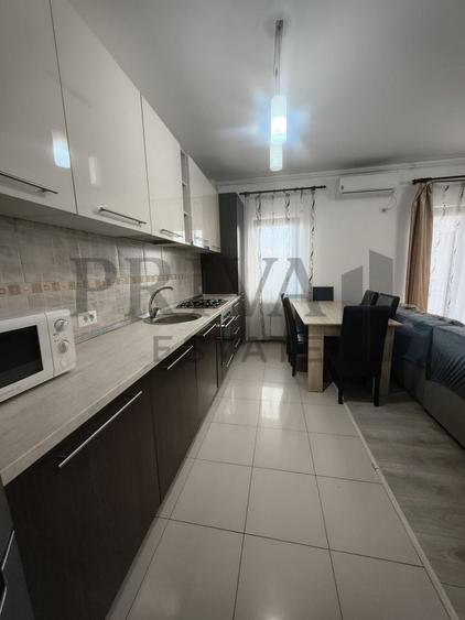 Apartament cu 3 camere decomandat, mobilat în Giroc