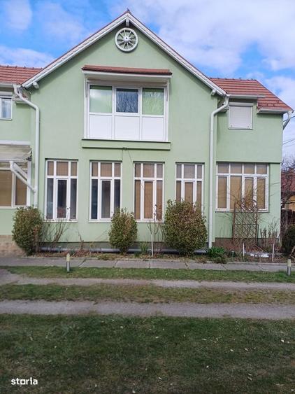 Casă cu 3 camere în Ernei