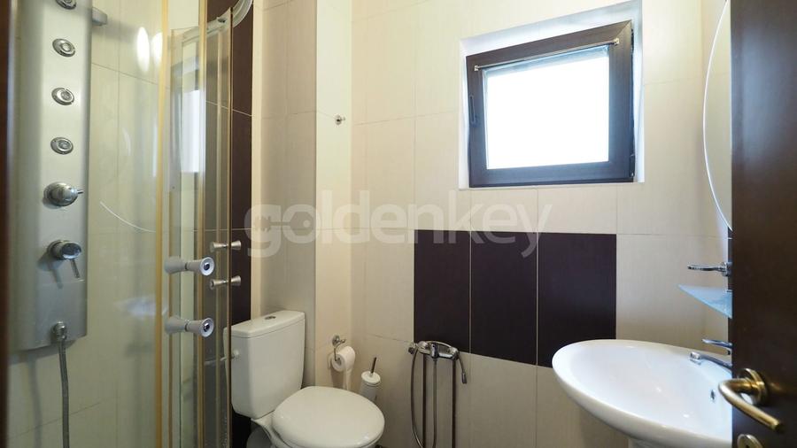 Duplex cu 6 camere cu Canalizare în Pipera