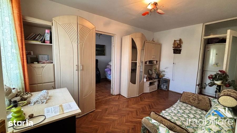 Apartament cu 2 camere semidecomandat în Petros