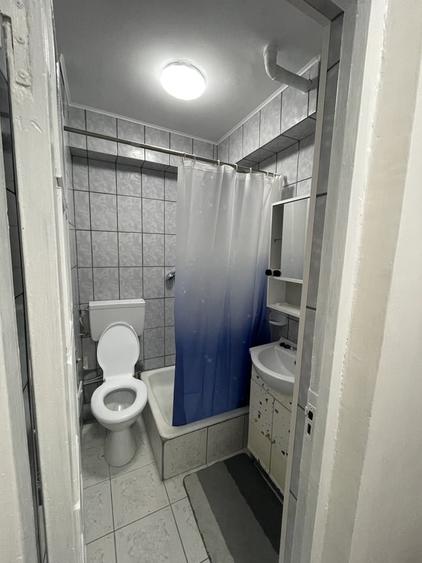 Garsonieră decomandată în Brâncoveanu