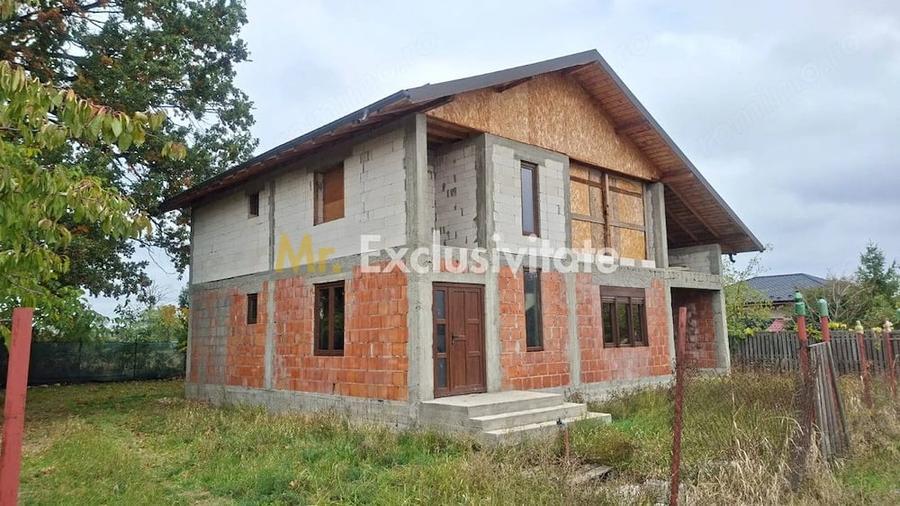 Casă cu Teren 578 Mp în Cerșani