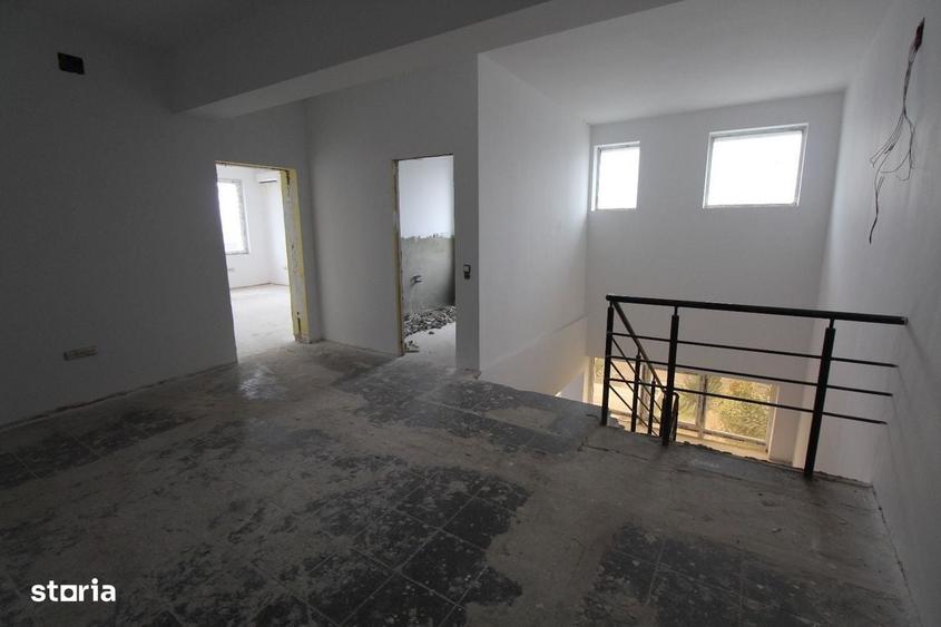 Spațiu comercial, de 400 mp, în Central