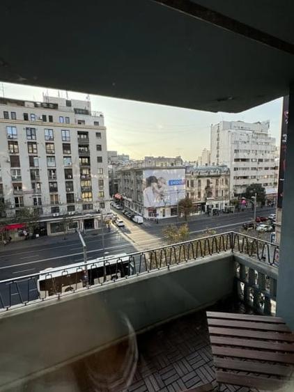 Apartament cu 2 camere semidecomandat, mobilat în Romană