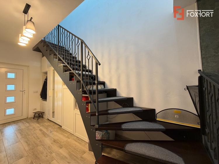 Casă cu 3 camere cu Teren 226 Mp în Sânandrei