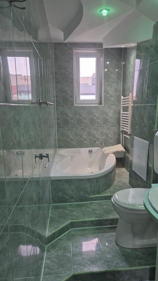 Apartament cu 2 camere decomandat în Exterior Vest