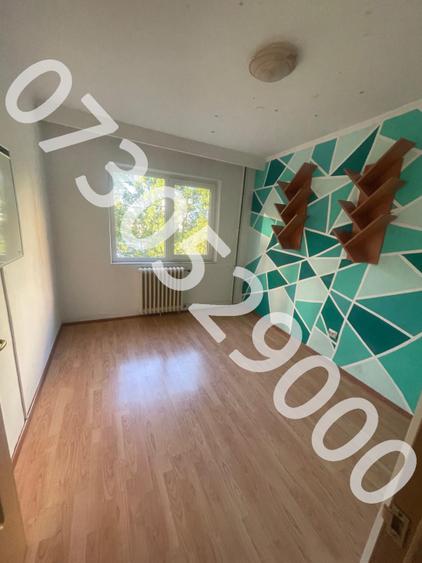 Apartament cu 3 camere semidecomandat, mobilat în Găvana