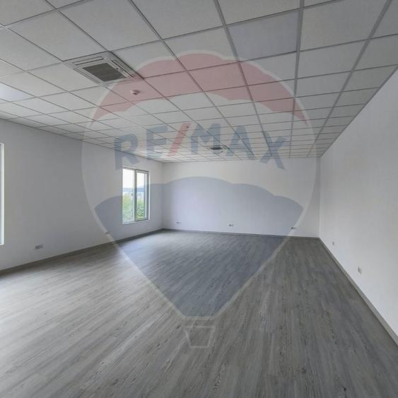 Spațiu industrial, de 572 mp, în Chiajna