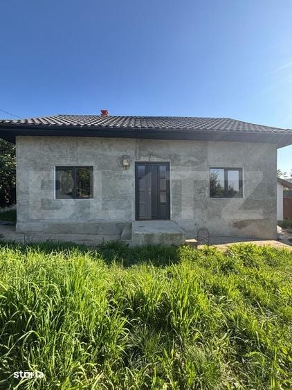 Casă cu 3 camere cu Teren 3400 Mp în Vulturești