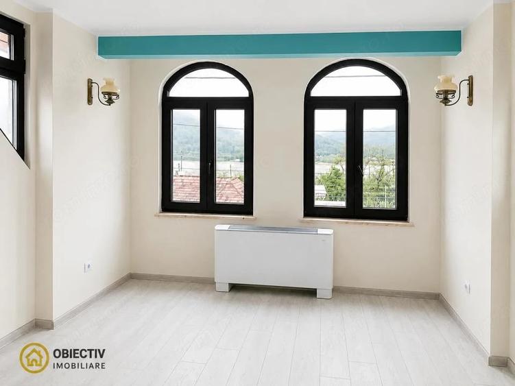 Spa?iu Comercial/Produc?ie de Vanzare_Amplasare Excelenta la Strada Principala - 19