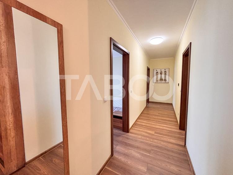 Apartament cu 3 camere semidecomandat, mobilat în Gheorgheni