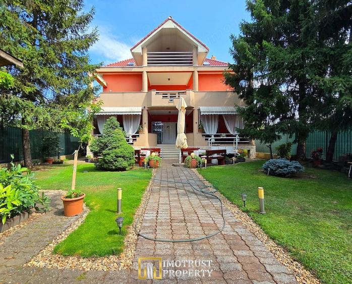Casă cu Teren 2045 Mp în Aradul Nou