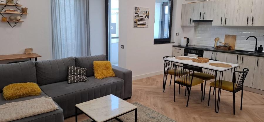 Apartament cu 2 camere decomandat în Pipera