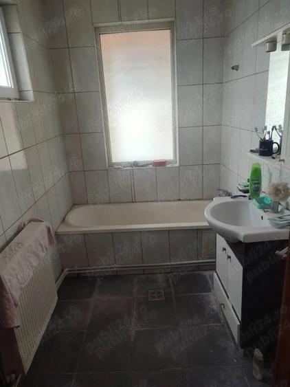 Casă cu 5 camere cu Teren 200 Mp în Hașdeu