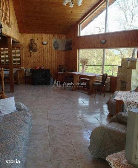 Casă cu 6 camere cu Teren 1618 Mp în Bran