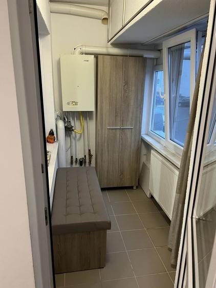 Apartament cu 2 camere decomandat în Exterior Vest