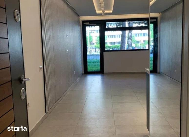 Spațiu comercial, de 26 mp, în Central