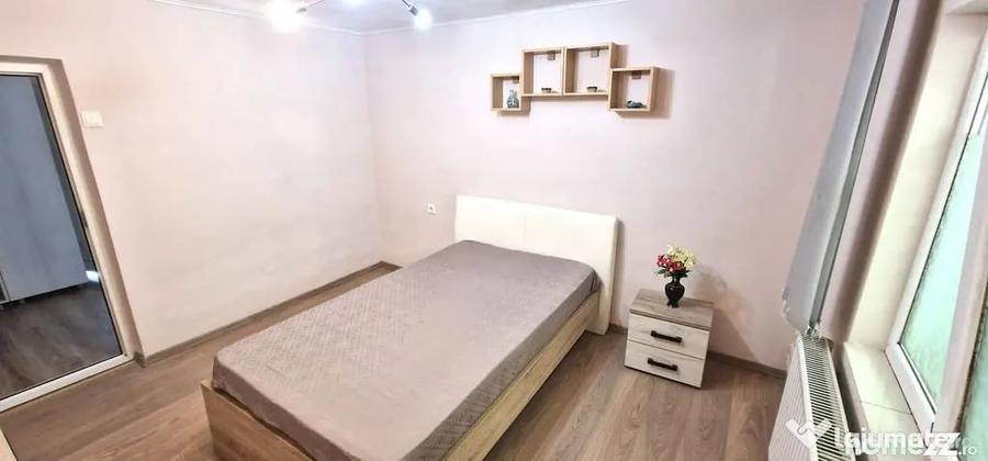 Casă cu 3 camere cu Teren 2100 Mp în Tuzla