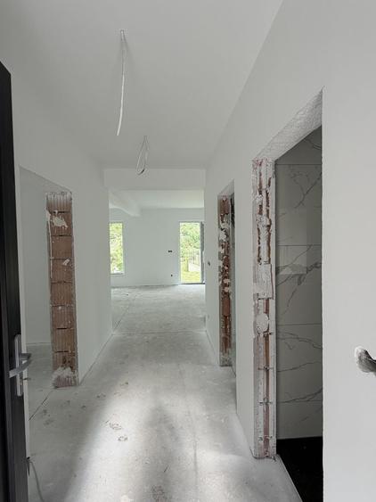 Casă cu 3 camere în Central