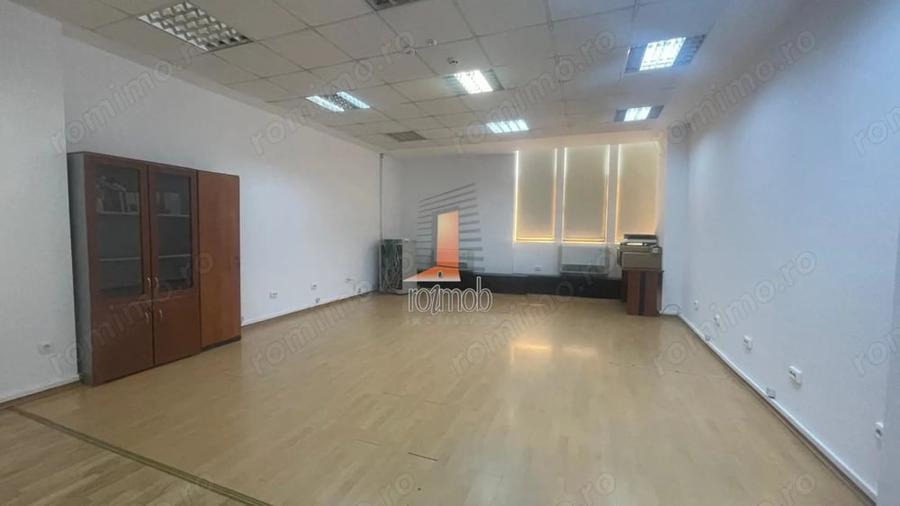 Spațiu comercial, de 80 mp, în Vatra Luminoasă