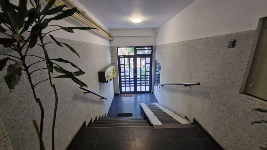 Apartament cu 2 camere decomandat în Tineretului