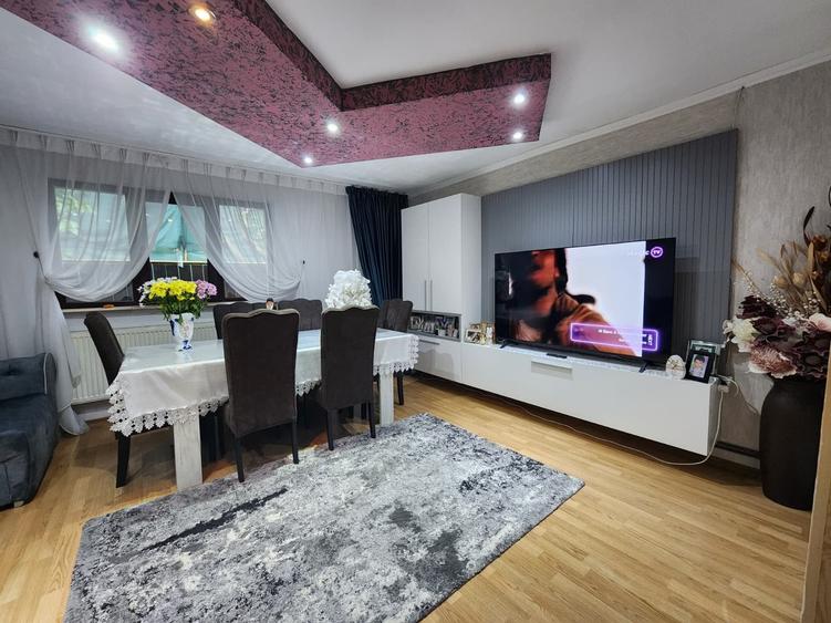 Casă individuală cu 5 camere cu Teren 513 Mp în Cug