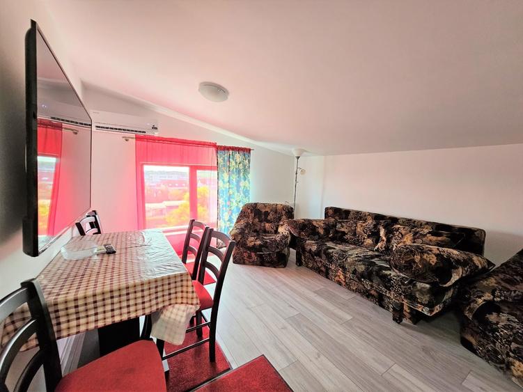 Apartament de închiriat, 6 camere, 202 mp, Borhanci zona Alverna - 9