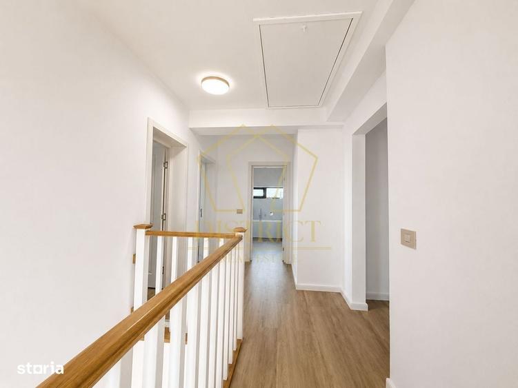 Casă cu 4 camere semidecomandat în Giarmata