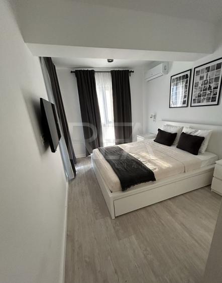 Apartament cu 3 camere decomandat, mobilat în P-ta Presei Libere