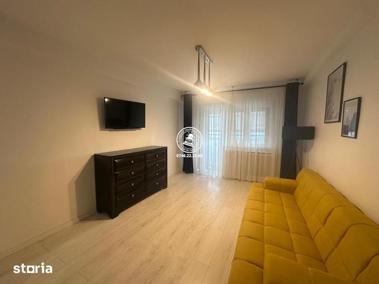 Apartament cu 4 camere decomandat în Copou