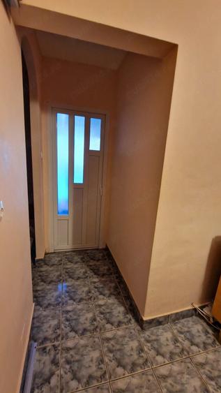 Garsonieră decomandată în Buziașului