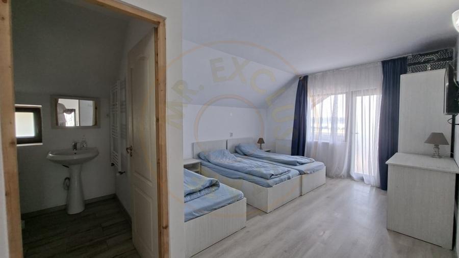 Casă individuală cu 6 camere cu Canalizare în Budeasa Mare
